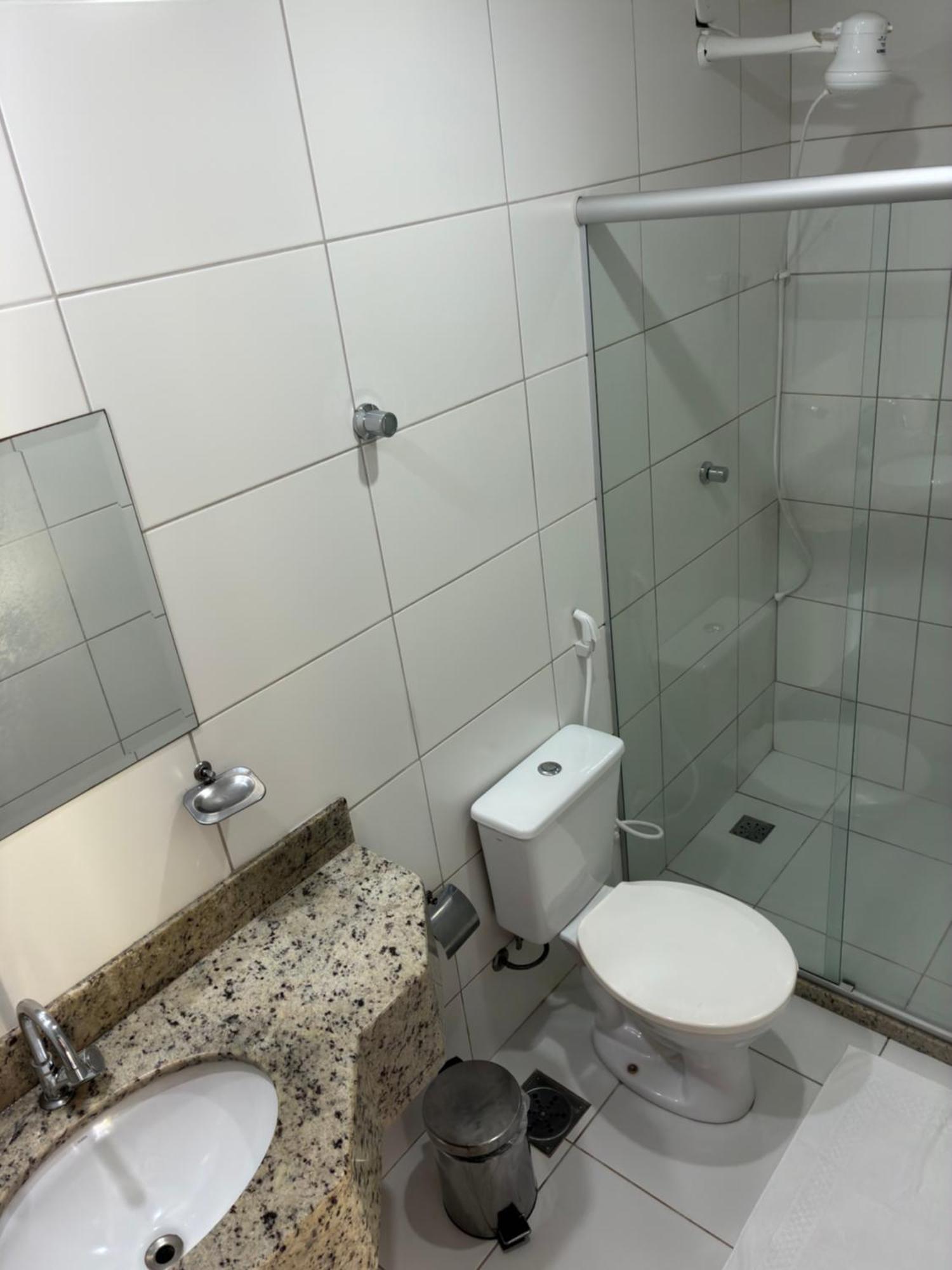 Family Room,1742752176:JPEG